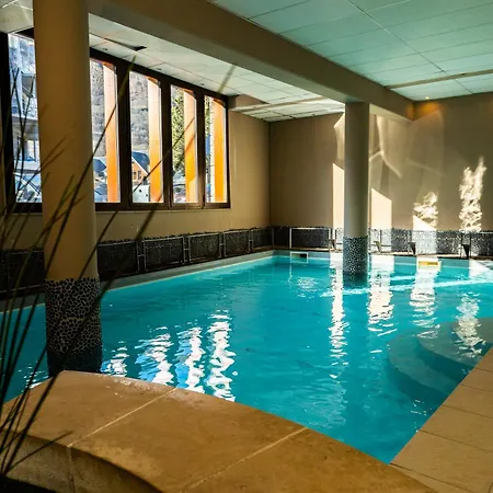 Apartment Au Coeur De St-lary - Piscine Chauffee Et Sauna *