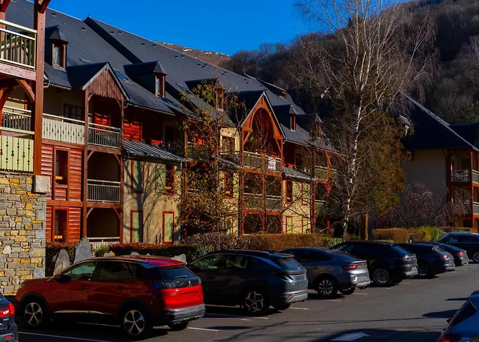 Au Coeur De St-lary - Piscine Chauffee Et Sauna 아파트 생라리술랑