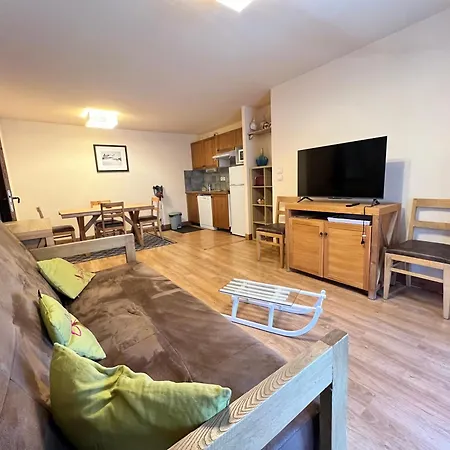 Au Cœur De St-lary - Piscine Chauffée Et Sauna Apartamento *
