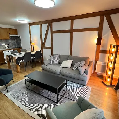 Au Coeur De St-lary - Piscine Chauffee Et Sauna شقة سانت لاري سولون